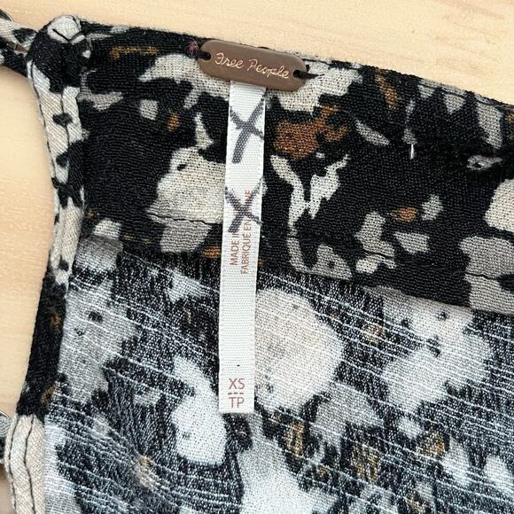 Free People All The Right Ruffles Romper in Ivory Black, Size XS‎ - Picture 5 of 16